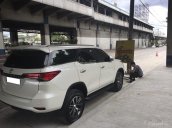 Cần bán xe Toyota Fortuner V 2018 số tự động, máy xăng