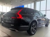 Bán Volvo V90 Cross County T6 AWD sản xuất năm 2018, màu đen sang trọng đẳng cấp