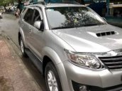 Bán ô tô Toyota Fortuner sản xuất 2013, màu bạc số sàn