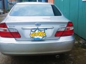 Cần bán xe Toyota Camry đời 2002 còn mới