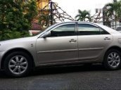 Cần bán xe Toyota Camry đời 2002 còn mới