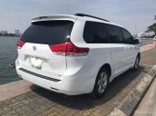 Bán xe Toyota Sienna đời 2011, màu trắng, nhập khẩu Mỹ