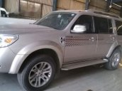 Cần bán gấp Ford Everest AT đời 2014 số tự động, 655tr