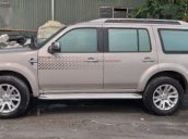 Cần bán gấp Ford Everest AT đời 2014 số tự động, 655tr