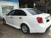 Bán ô tô Daewoo Lacetti năm sản xuất 2005, màu trắng xe gia đình