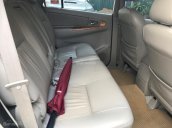 Toyota Innova 2.0 V, màu vàng cát, số tự động, sản xuất 2009, tư nhân chính chủ sử dụng, chạy 6 vạn km