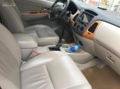 Toyota Innova 2.0 V, màu vàng cát, số tự động, sản xuất 2009, tư nhân chính chủ sử dụng, chạy 6 vạn km