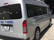 Cần bán Toyota Hiace 2.7 đời 2016, màu bạc, nhập khẩu nguyên chiếc 