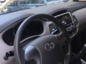 Cần bán gấp Toyota Innova năm sản xuất 2015 giá cạnh tranh