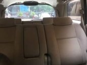 Cần bán gấp Toyota Innova năm sản xuất 2015 giá cạnh tranh