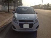 Bán xe Chevrolet Spark LS 2016, ĐK 2017 màu trắng chính chủ từ đầu