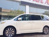 Bán ô tô Toyota Sienna 3.5 Limited Model 2018, màu trắng nội thất nâu, mới 100%