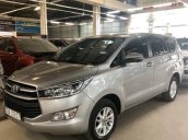 Bán ô tô Toyota Innova đời 2017, màu bạc, xe lướt