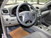 Bán Toyota Camry đời 2010, màu đen, nhập khẩu