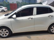 Bán xe Hyundai Grand i10 1.2 AT sản xuất năm 2017, màu trắng chính chủ, giá chỉ 420 triệu