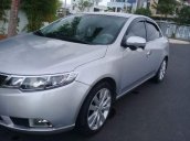 Bán xe Kia Forte 2011, màu bạc giá cạnh tranh