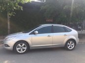 Bán Ford Focus 1.8L AT đời 2011, màu bạc số tự động