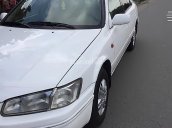 Bán xe Toyota Camry sản xuất 1998, màu trắng, nhập khẩu  