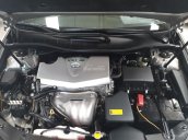 Bán xe Toyota Camry 2.0E đời 2016, trang bị full phụ kiện, có độ cản trước Lexus, giá phù hợp với khách hàng doanh nhân