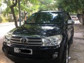 Chính chủ cần bán Fortuner máy xăng 2.7 2 cầu đời 2010, xe ít đi vẫn long lanh. Mới thay 4 lốp