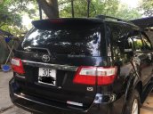 Chính chủ cần bán Fortuner máy xăng 2.7 2 cầu đời 2010, xe ít đi vẫn long lanh. Mới thay 4 lốp