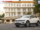 Bán Tiguan Allspace 2018 màu trắng - Lô xe tháng 10, thủ tục nhanh gọn, nhận xe ngay trong tháng/ Hotline: 090.898.8862