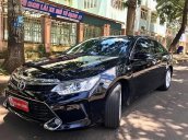 Bán Toyota Camry 2.5 Q năm 2017, màu đen