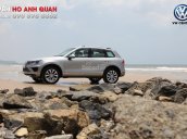 Bán Touareg bạc - SUV gầm cao nhập khẩu chính hãng Volkswagen, xe giao ngay - Hotline: 090.898.8862