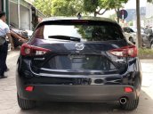 Cần bán gấp Mazda 3 hatchback sản xuất 2016 màu xanh, 639 triệu