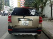 Gia đình bán Chevrolet Captiva Revv 2.4 sản xuất năm 2016, màu vàng cát