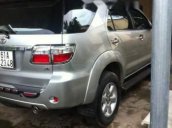 Bán Toyota Fortuner đời 2009, màu bạc, xe đẹp 