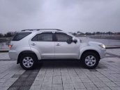 Bán Toyota Fortuner sản xuất năm 2011, màu bạc 