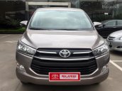 Bán xe Toyota Innova E 2017 đăng ký 2018 - Màu nâu đồng