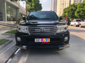 Cần bán Toyota Land Cruiser năm 2014 màu đen, 2 tỷ 790 triệu, xe nhập