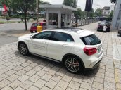 Bán xe Mercedes GLA45 nhập khẩu, màu trắng, động cơ AMG, lướt 2500km, chính hãng