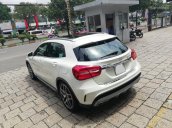 Bán xe Mercedes GLA45 nhập khẩu, màu trắng, động cơ AMG, lướt 2500km, chính hãng