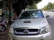 Bán Toyota Hilux 3.0 đôi năm sản xuất 2010, màu bạc, nhập khẩu nguyên chiếc, 400 triệu