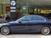 Bán Mercedes C300 AMG xanh/đỏ chạy 800km