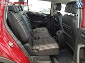 SUV 7 chỗ Tiguan Allspace màu đỏ ruby giao ngay - Xem và lái thử xe tại nhà, hotline: 090.898.8862 (Mr. Anh Quân)