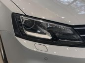 Bán Volkswagen Jetta trắng - nhập khẩu chính hãng, hỗ trợ mua xe trả góp, hotline 090.898.8862