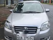 Cần bán lại xe Daewoo Gentra năm sản xuất 2009, màu bạc chính chủ, giá tốt