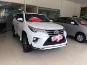 Bán Toyota Fortuner 2.7V 4x4 AT sản xuất 2017, màu trắng, xe nhập số tự động