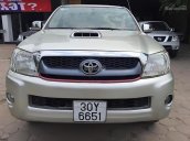 Bán Toyota Hilux G sản xuất năm 2010, màu bạc, xe nhập 