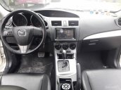 Bán xe Mazda 1.6AT Hatchback sản xuất năm 2011, màu trắng, nhập khẩu nguyên chiếc