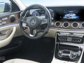 Mercedes E200 hỗ trợ vay cao, tặng bảo hiểm