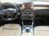 Cần bán lại xe Mercedes C300 AMG đời 2018