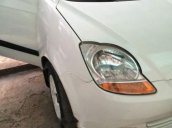 Cần bán gấp Chevrolet Spark LT đời 2011, màu trắng giá cạnh tranh