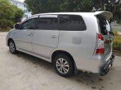 Cần bán xe Toyota Innova MT đời 2015, màu bạc, giá chỉ 585 triệu