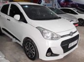 Cần bán lại xe Hyundai Grand i10 1.2 AT 2017, màu trắng, nhập khẩu nguyên chiếc xe gia đình, giá 440tr