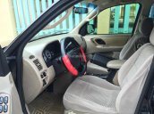 Bán Ford Escape XLT năm 2004, màu đen